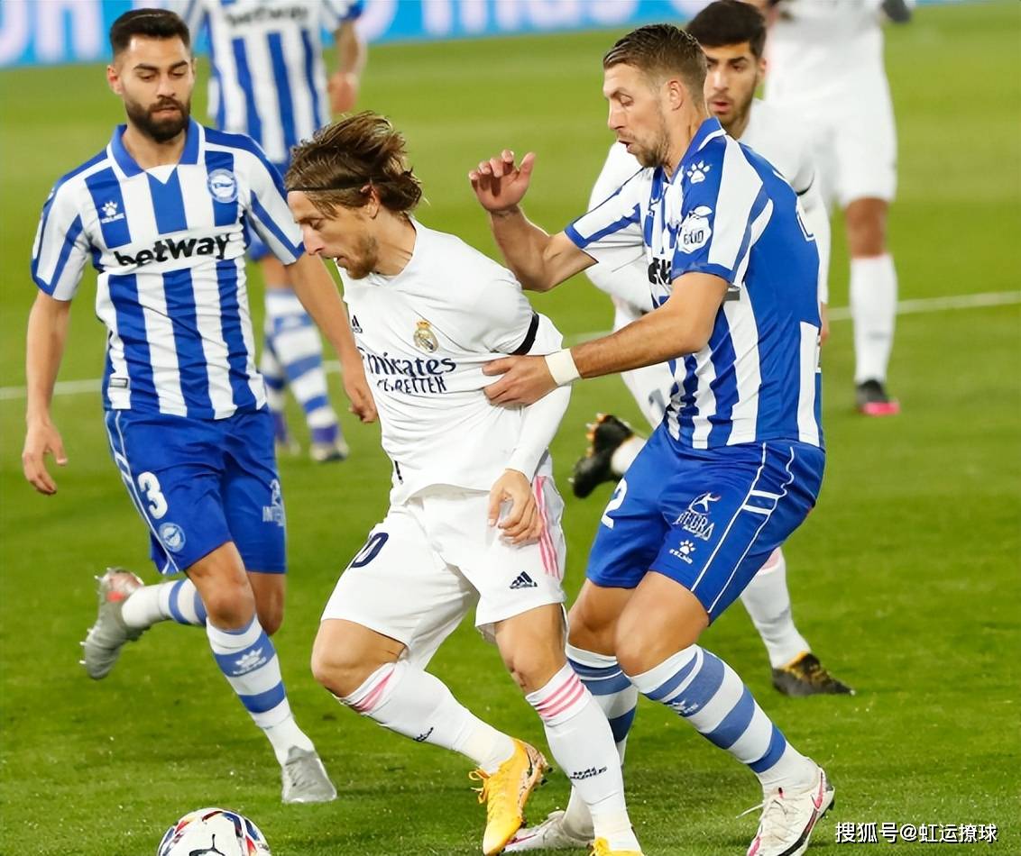 今晚西甲焦点战，门兴格拉德巴赫强势反弹，质疑声仍在，年轻球员得到机会的简单介绍